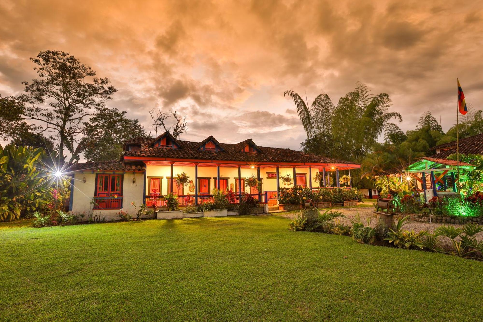 El Percal Hacienda Hotel 蒙特内哥罗 外观 照片